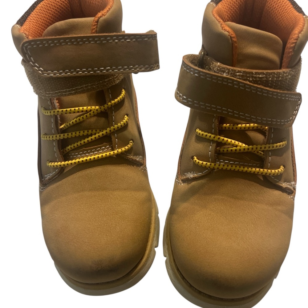 OshKosh B'gosh Tan Leather Toddler Boots Soft Sole
